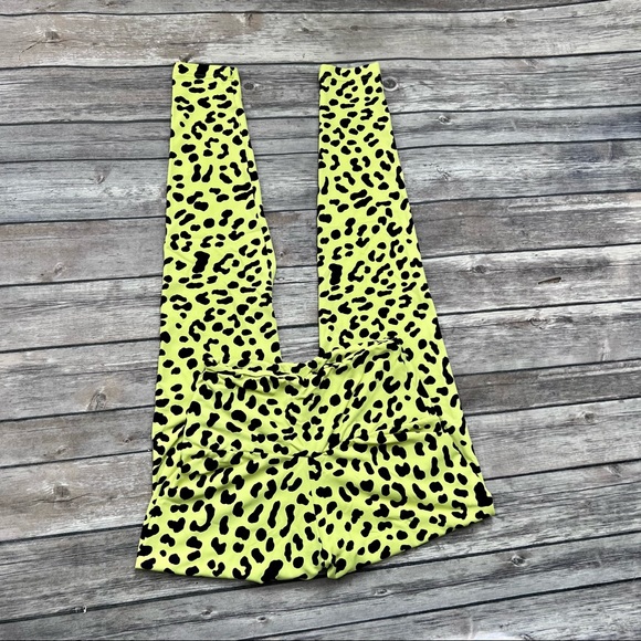 Booty by Brabants Neon Yellow Amazon Baby Leopard Leggings OS - Picture 3 of 8